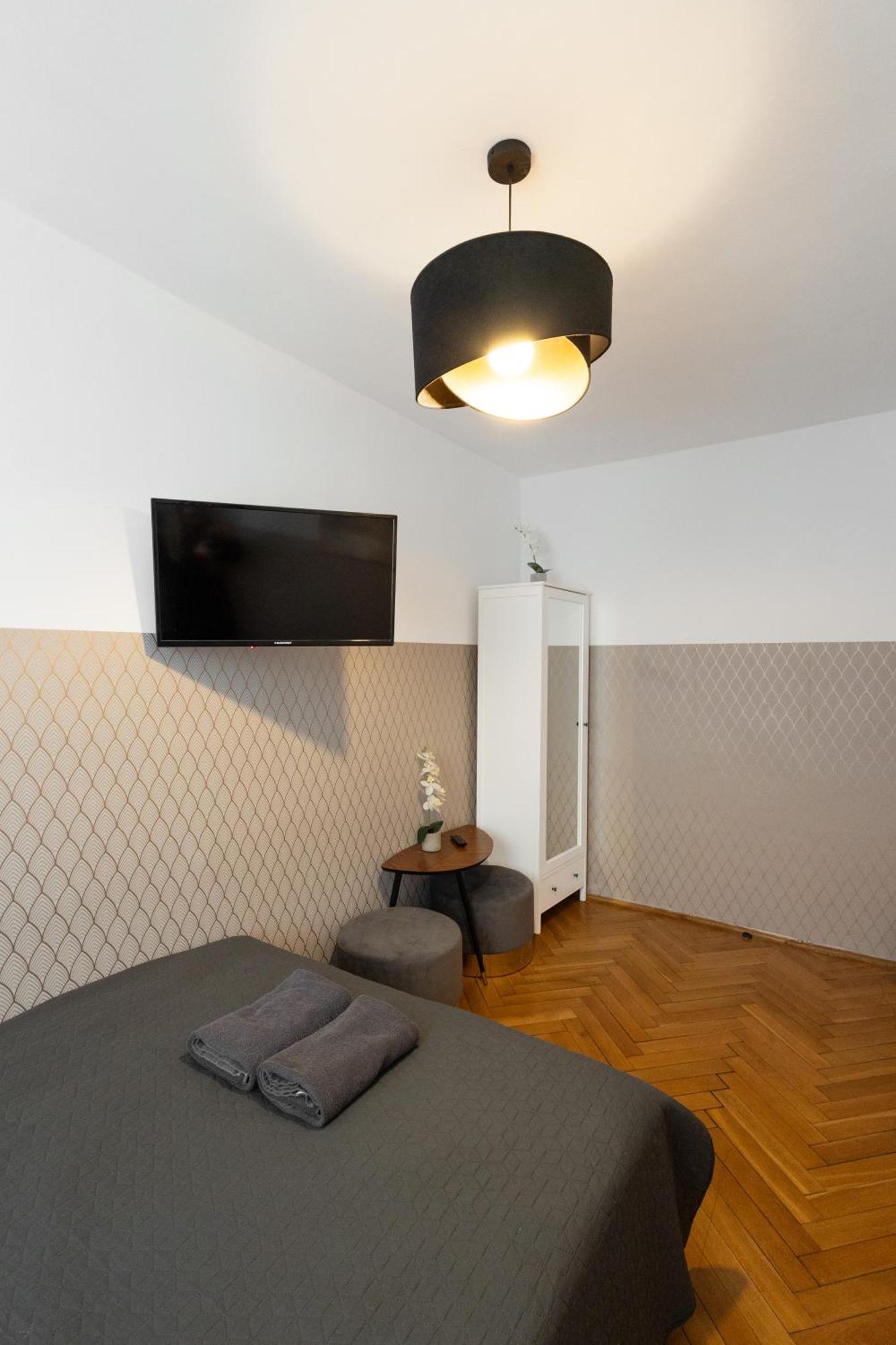 Clicktheflat Zurawia Street Apart Rooms Warsaw Ngoại thất bức ảnh